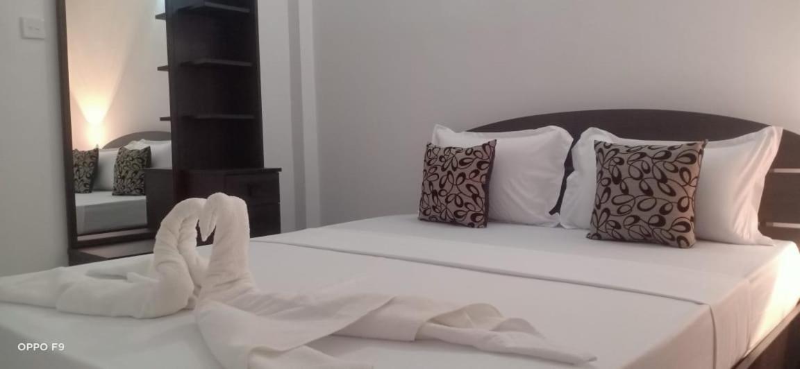 Kavee Transit Hotel Katunayaka Εξωτερικό φωτογραφία