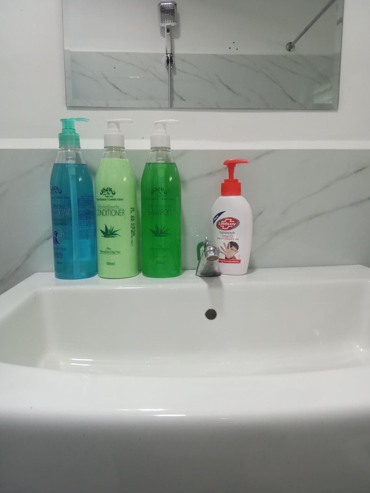 Kavee Transit Hotel Katunayaka Εξωτερικό φωτογραφία