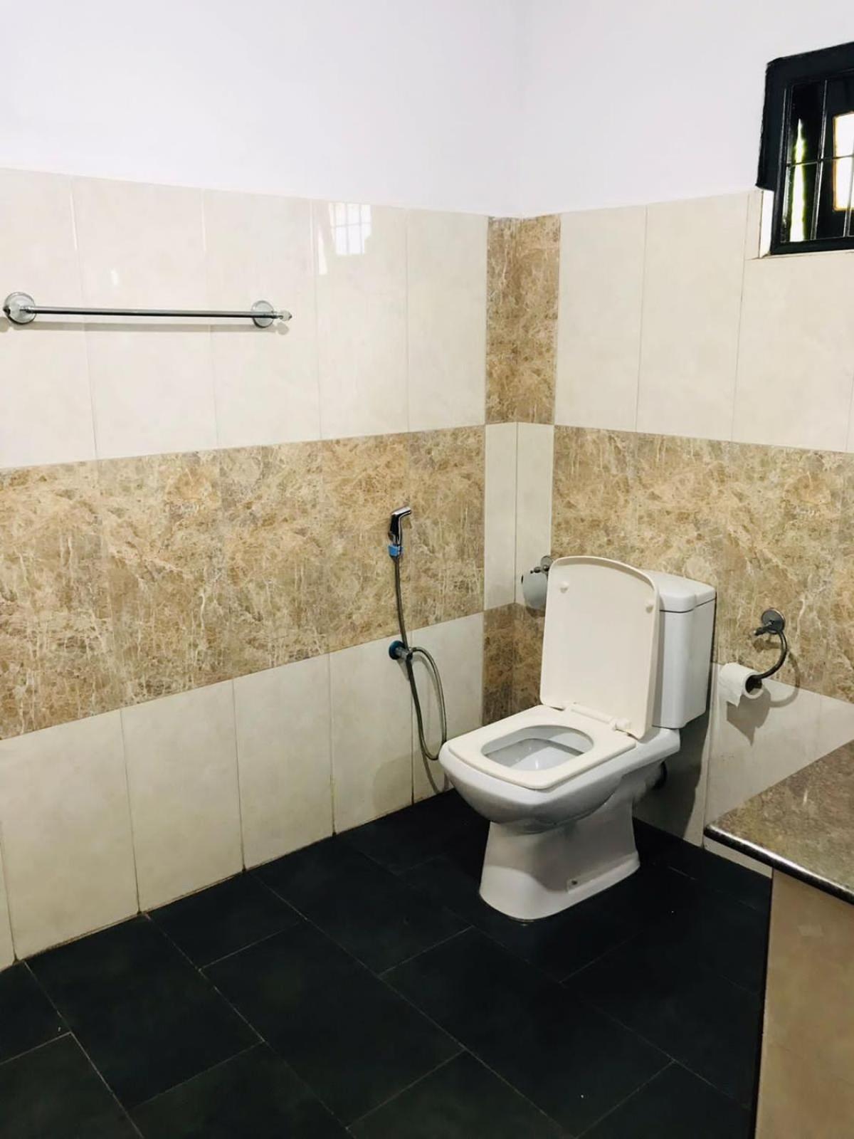 Kavee Transit Hotel Katunayaka Εξωτερικό φωτογραφία